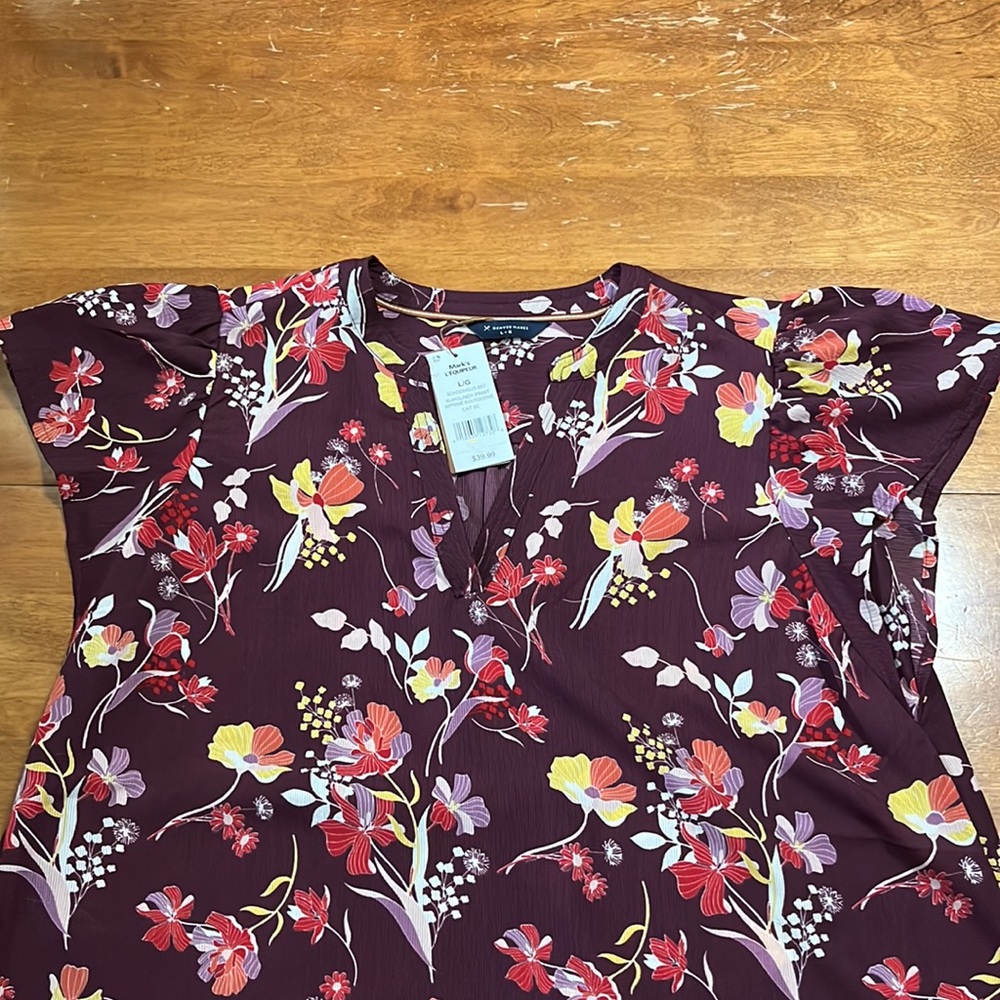 Denver Hayes Floral V-Neck Short Sleeve Blouse - Picture 3 of 10